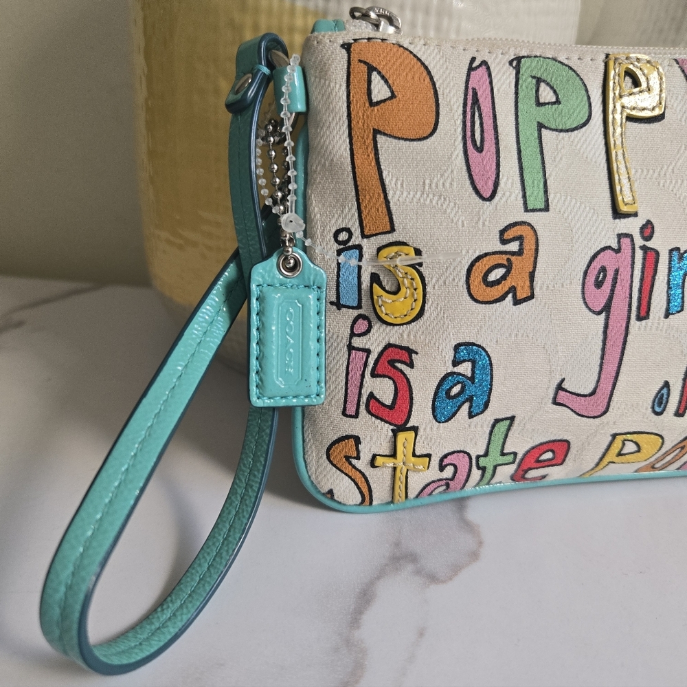 EUC Rare Coach Poppy Patent Leather & Embroided Canvas Small Clutch Wristlet - Picture 4 of 13